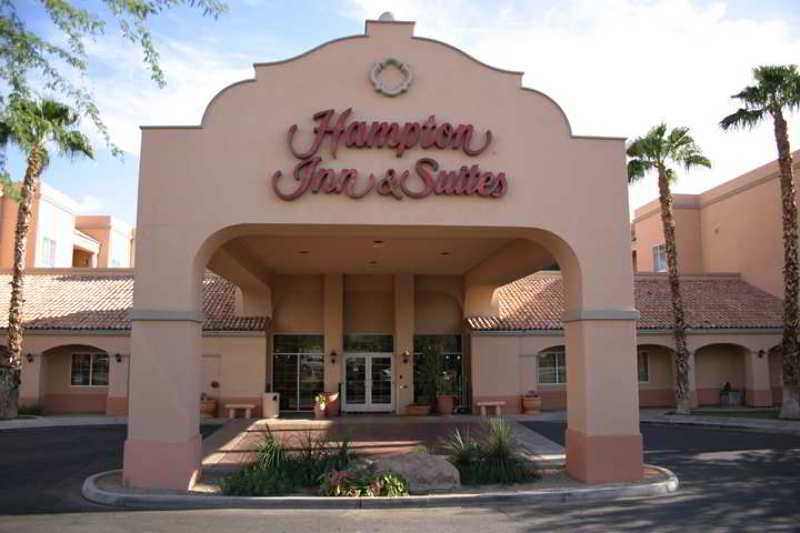 Hampton Inn & Suites Phoenix/Scottsdale Exterior photo